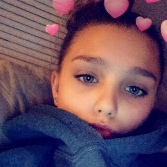 Meet your Posher, Devyn - Picture 1 of 1